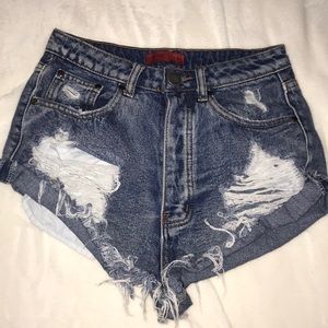 Destroyed high waisted denim shorts